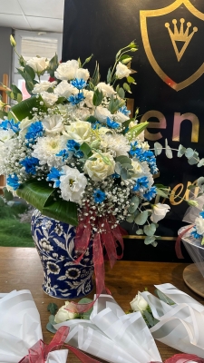 İZNİK ÇİNİLİ ÇİÇEK (VAZO DAHİL DEĞİL)